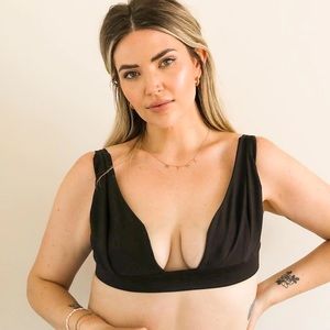 Londre - LIMITED EDITION - THE SARAH TOP - size Large - Black